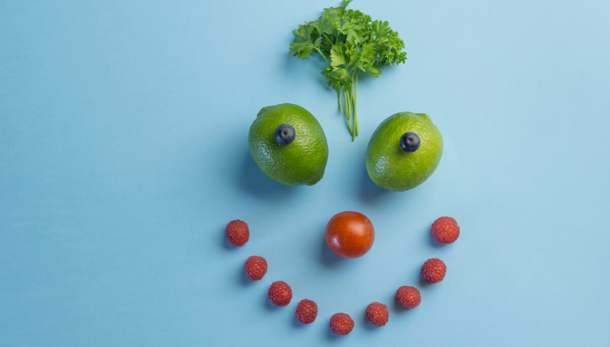 10 ways you can eat more fruit & veggies! | Chuckling Goat